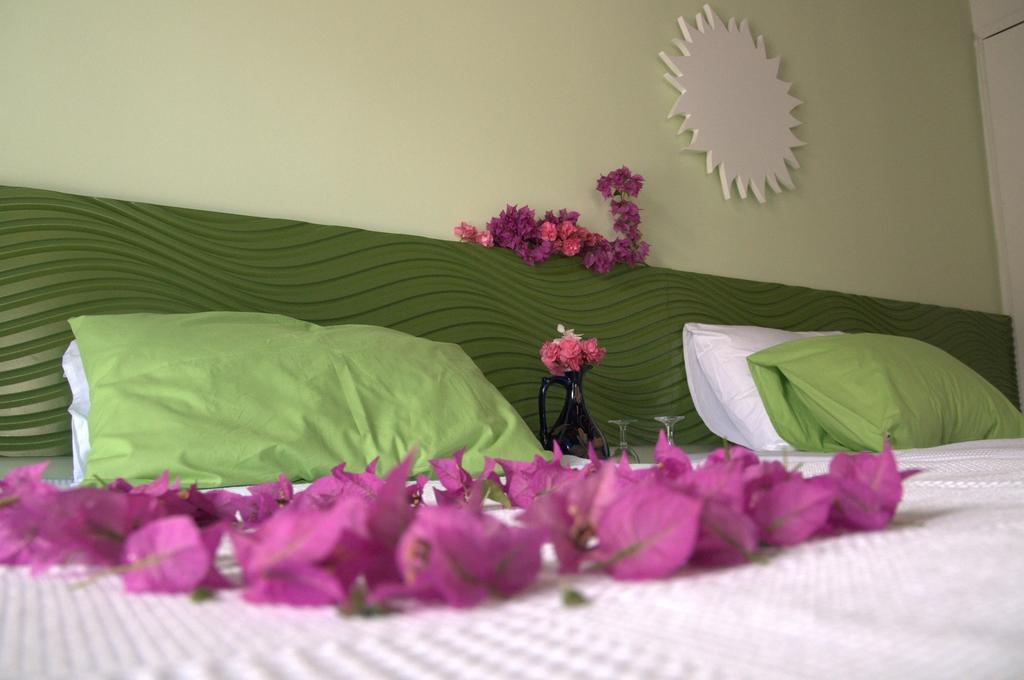 Pasalimani Hotel Çeşme Szoba fotó